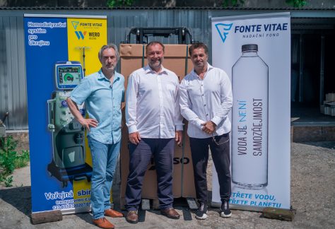 Dialyzační přístroje pro Ukrajinu